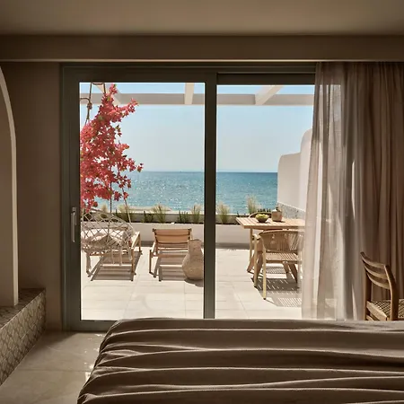 Ammonites Beachfront & Bed & Breakfast 3*