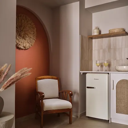 Ammonites Beachfront & 3*