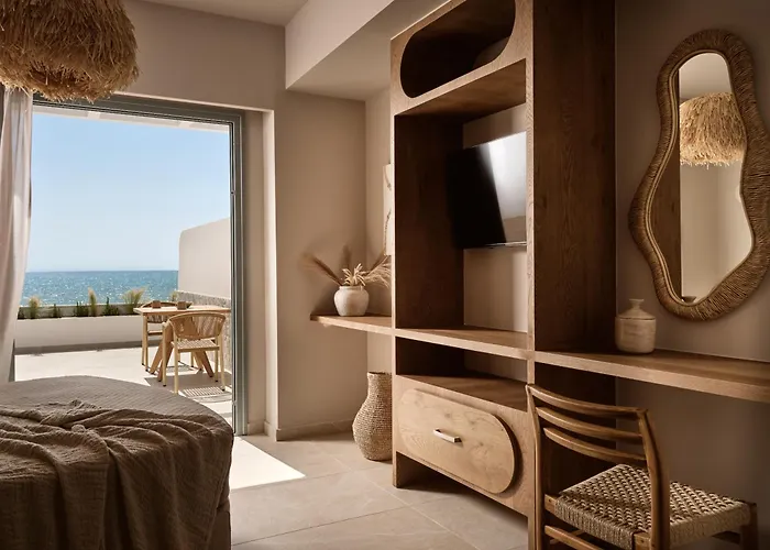 Ammonites Beachfront & Laganas