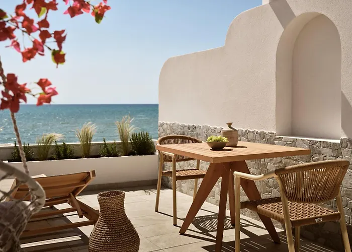Ammonites Beachfront & Bed & Breakfast Laganas