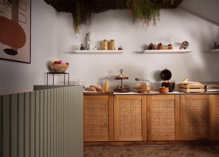 Ammonites Beachfront & Bed and Breakfast 3*